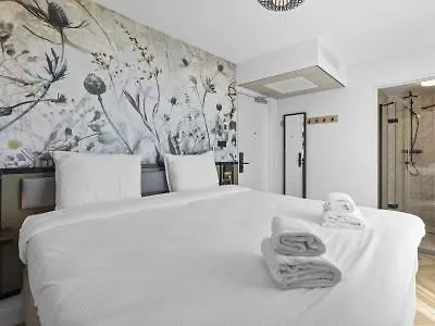 Dutch Design Hotel Vondelpark Amsterdam
